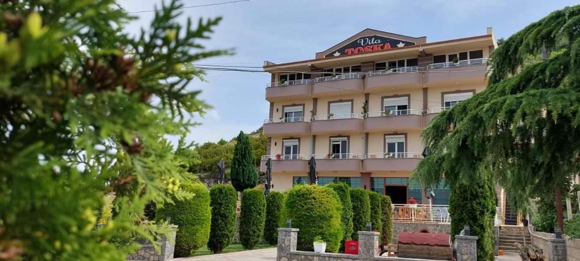 Hotel Vila Toska Piskupat Bagian luar foto