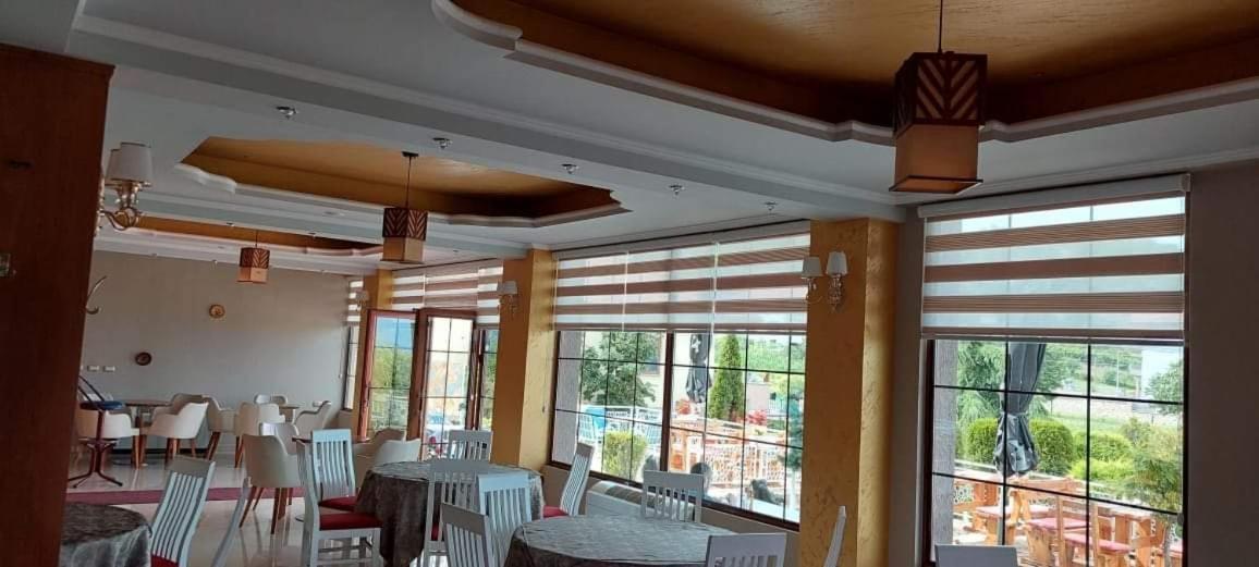 Hotel Vila Toska Piskupat Bagian luar foto