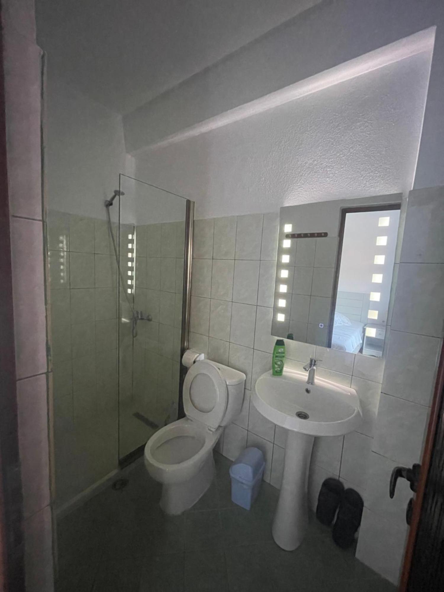 Hotel Vila Toska Piskupat Bagian luar foto