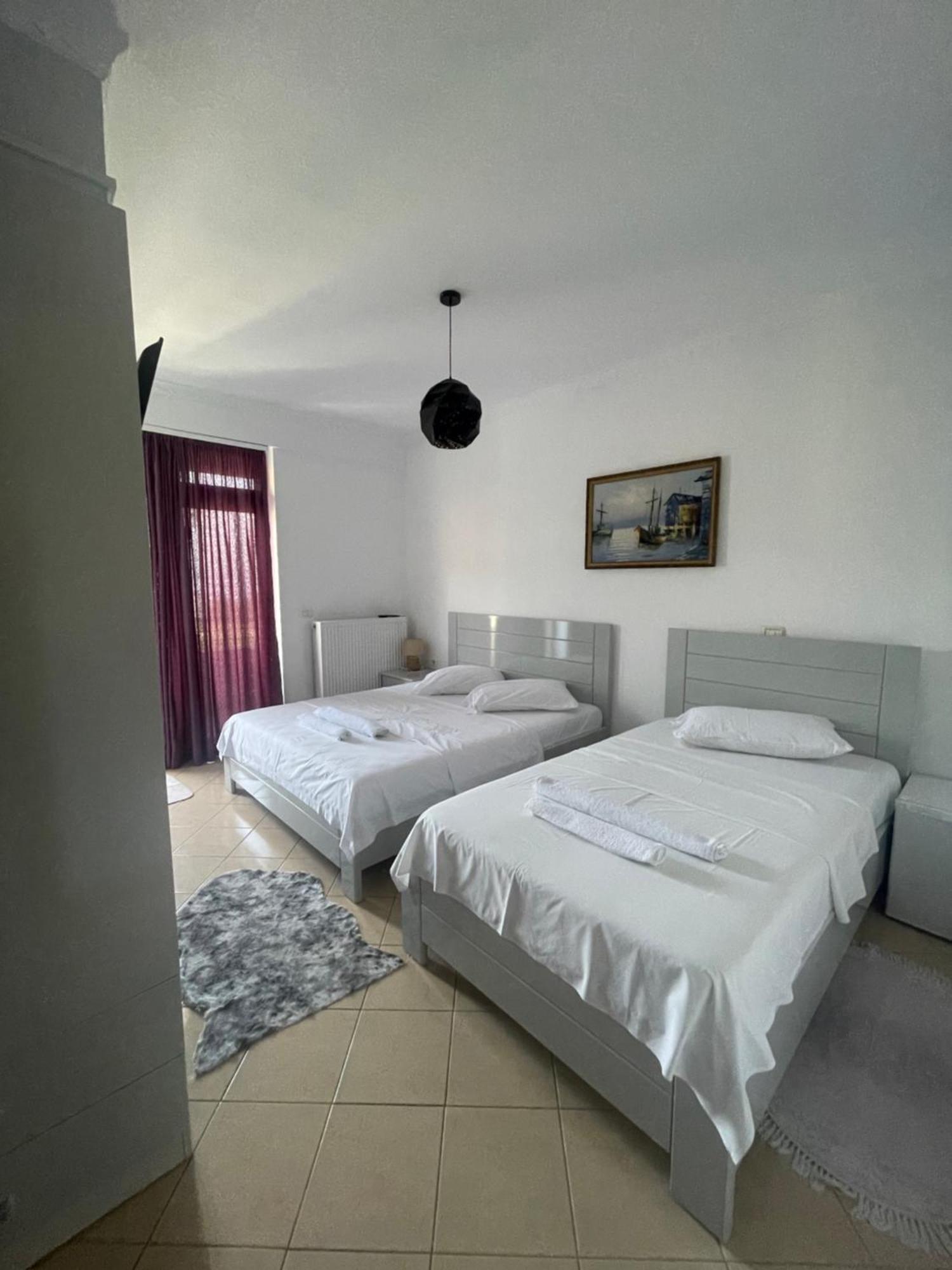 Hotel Vila Toska Piskupat Bagian luar foto